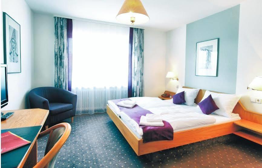 מרבורג Hotel Stuempelstal מראה חיצוני תמונה